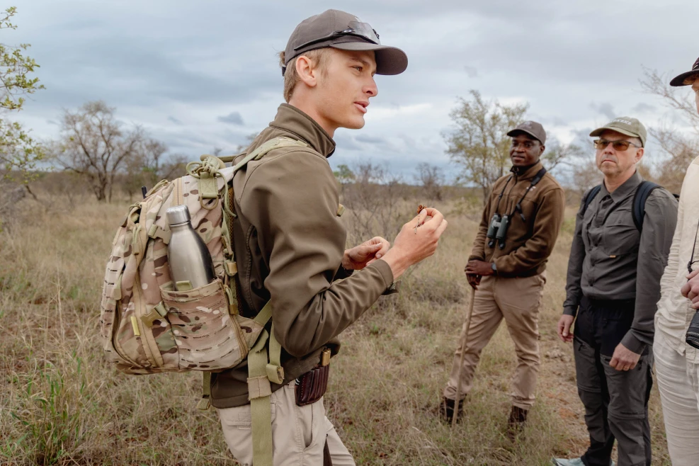 2025_12_bateleur_walking_safari_29 (2)